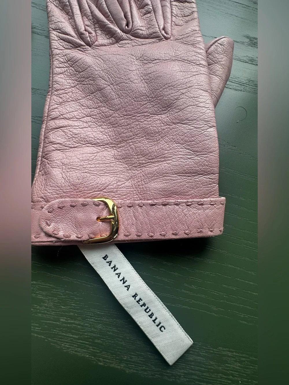 Banana Republic Dusty Pink Leather Buckle Gloves